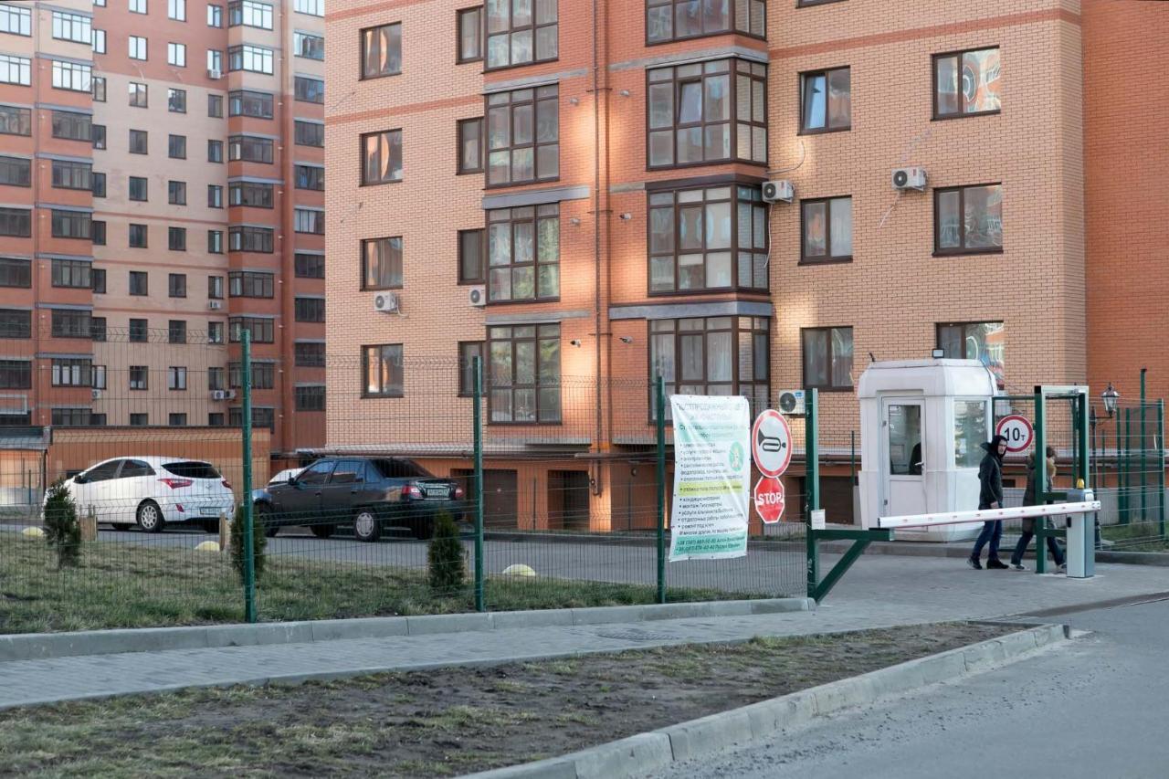 Просторная Однокомнатная Жк Счастливый Leilighet Dnipro Eksteriør bilde